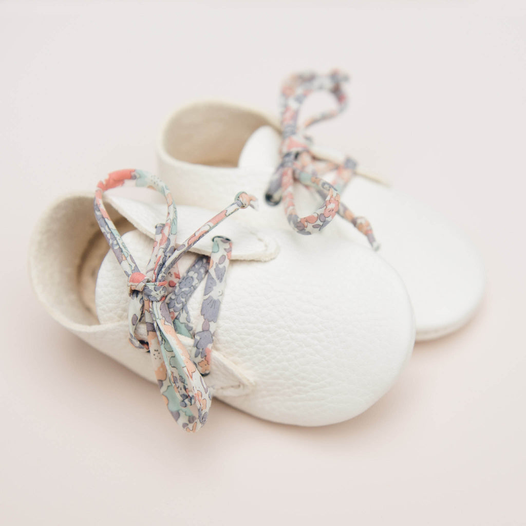 LITTLE CLOUD WHITE TRAVELLERS WITH LIBERTY LACES